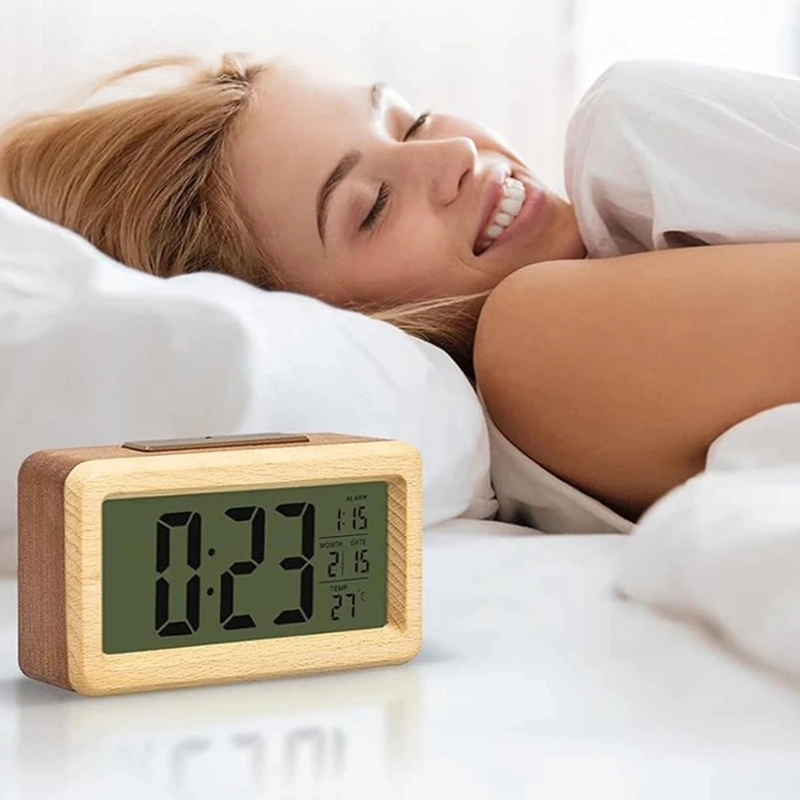 Réveil numérique bois LED avec température – Image 3